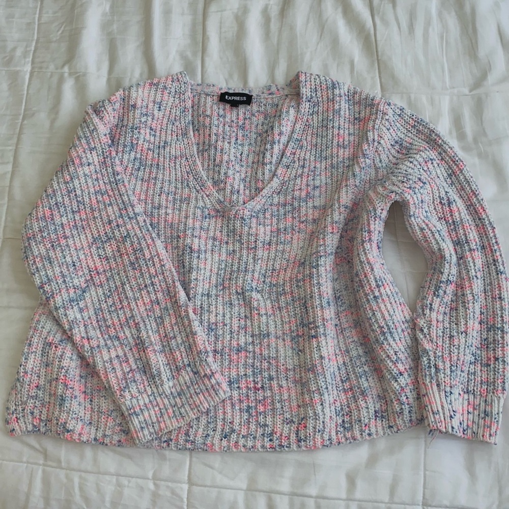 knitted pastel sweater from express. size medium.